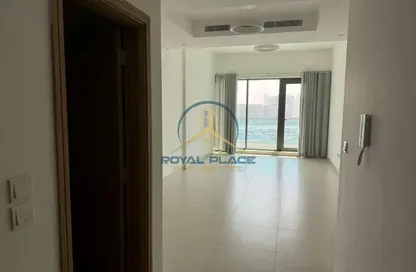 Apartment - 1 Bedroom - 2 Bathrooms for rent in The Bay - Business Bay - Dubai