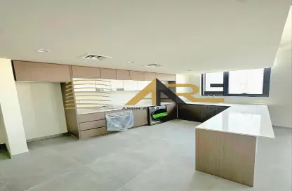 Apartment - 2 Bedrooms - 3 Bathrooms for rent in The Boulevard 1 - Aljada - Sharjah