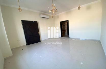 Villa - 6 Bedrooms - 7 Bathrooms for rent in Shakhbout City - Abu Dhabi