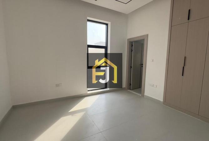 15218500 - Property Image 3