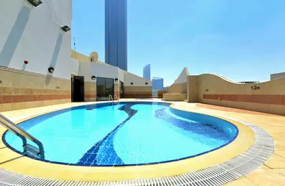 Apartment - 3 Bedrooms - 4 Bathrooms for rent in Hamdan Street - Abu Dhabi