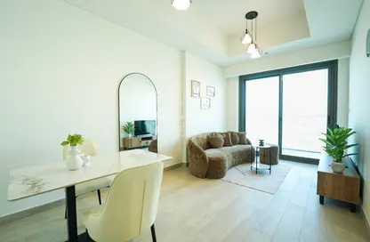 Apartment - 1 Bedroom - 2 Bathrooms for rent in Creek Views II by Azizi (Azizi Fawad Residence) - Dubai Healthcare City 2 - Al Jaddaf - Dubai