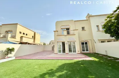 فيلا - 3 غرف نوم - 5 حمامات للايجار في الينابيع 12 - الينابيع - دبي
