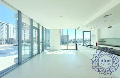 شقة - 3 غرف نوم - 5 حمامات للايجار في ريزيدنس ٨ - المنطقة وان - مدينة الشيخ محمد بن راشد - دبي