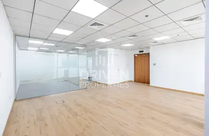 Office Space - Studio for rent in The Exchange - Business Bay - Dubai