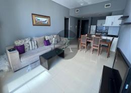 صورةغرفة المعيشة / غرفة الطعام لـ: شقة - 2 غرف نوم - 2 حمامات للكراء في خليج اليخوت - دبي مارينا - دبي, صورة 1