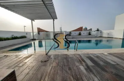 شقة - غرفة نوم - 2 حمامات للايجار في برج إس بي أو - البرشاء 1 - البرشاء - دبي