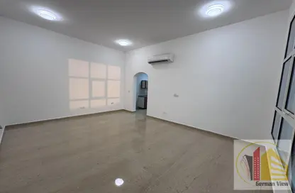 شقة - 1 حمام للايجار في مدينة الرياض - أبوظبي