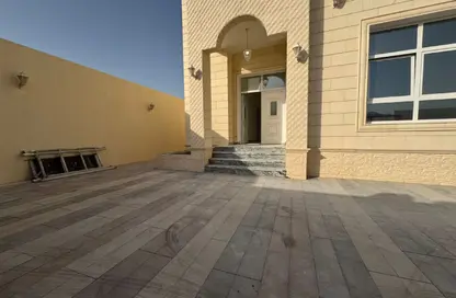 شقة - غرفة نوم - 1 حمام للايجار في مدينة الرياض - أبوظبي