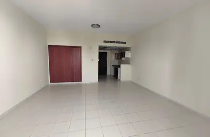 شقة - 1 حمام للايجار في K04 - طراز يوناني - المدينة الدولية - دبي