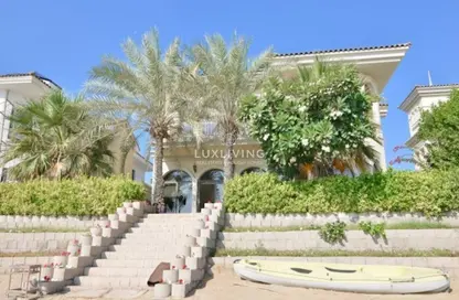 Villa - 4 Bedrooms - 5 Bathrooms for sale in Garden Homes Frond E - Garden Homes - Palm Jumeirah - Dubai