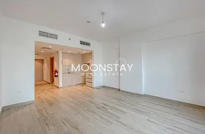 Apartment - Studio - 1 Bathroom for rent in Waters Edge - Yas Island - Abu Dhabi