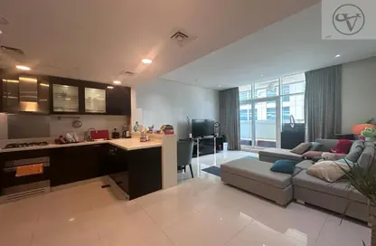 شقة - غرفة نوم - 2 حمامات للبيع في حافة الخليج - الخليج التجاري - دبي