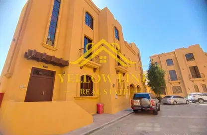 فيلا - 4 غرف نوم - 5 حمامات للايجار في خليفة بارك - الطريق الشرقي - أبوظبي