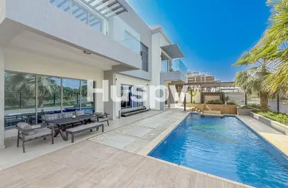 Villa - 4 Bedrooms - 5 Bathrooms for sale in Jumeirah Park Homes - Jumeirah Park - Dubai