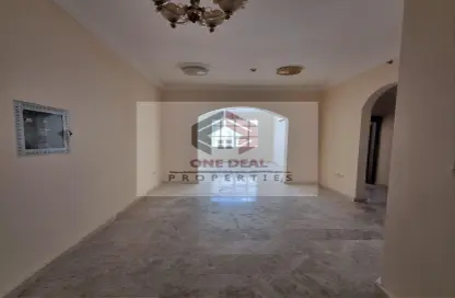 Apartment - 2 Bedrooms - 2 Bathrooms for rent in Al Khabisi - Al Ain