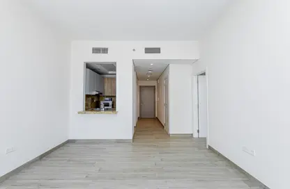 شقة - 2 غرف نوم - 3 حمامات للايجار في البرج الإمبراطوري - قرية الجميرا سركل - دبي شقة - 2 غرف نوم - 3 حمامات للايجار في البرج الإمبراطوري - قرية الجميرا سركل - دبي