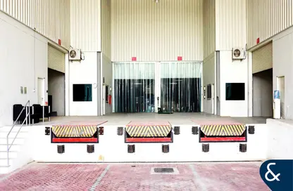 Warehouse - Studio for rent in Dubai Investment Park 2 (DIP 2) - Dubai Investment Park (DIP) - Dubai