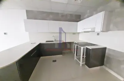 Kitchen image for: Apartment - 1 Bathroom for rent in Muwaileh Commercial - Sharjah, Image 1