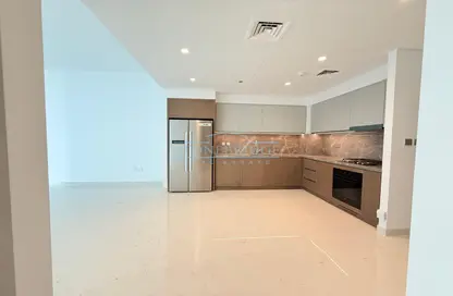 شقة - 2 غرف نوم - 2 حمامات للايجار في برج Beach Isle 1 - بيتش آيل - إعمار بيتشفرونت - دبي هاربور - دبي