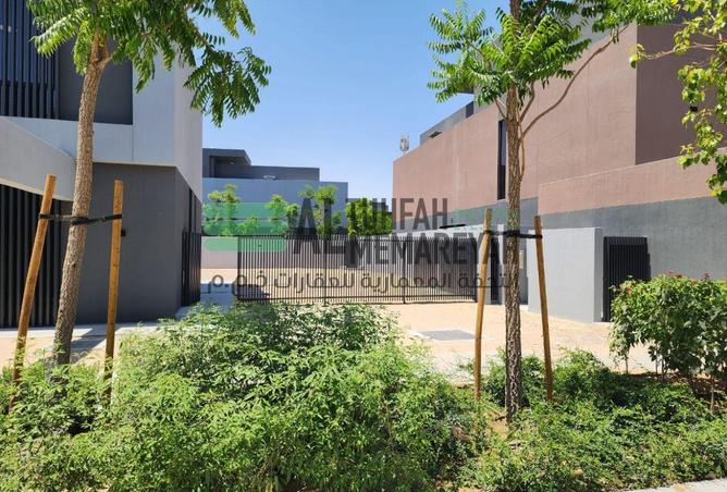 15837196 - صورة العقار 2