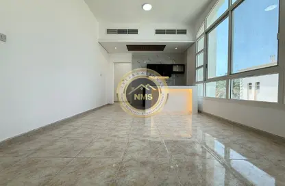 Apartment - 1 Bedroom - 1 Bathroom for rent in Between Two Bridges - Abu Dhabi