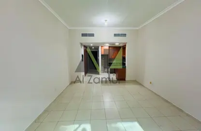Apartment - Studio - 1 Bathroom for rent in Ritaj A - Ritaj (Residential Complex) - Dubai Investment Park (DIP) - Dubai