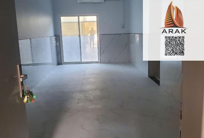 16038000 - Property Main Image