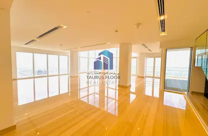 Penthouse - 4 Bedrooms - 6 Bathrooms for rent in Tiara West Tower - Business Bay - Dubai