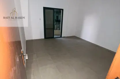 Apartment - 2 Bedrooms - 2 Bathrooms for rent in Al Rashidiya Towers - Ajman Downtown - Ajman