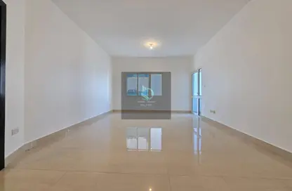 شقة - 2 غرف نوم - 2 حمامات للايجار في شارع حمدان - أبوظبي