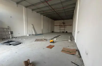 Warehouse - Studio - 1 Bathroom for rent in Ajman Gate Tower - Ajman Industrial 2 - Ajman Industrial Area - Ajman Warehouse - Studio - 1 Bathroom for rent in Ajman Gate Tower - Ajman Industrial 2 - Ajman Industrial Area - Ajman