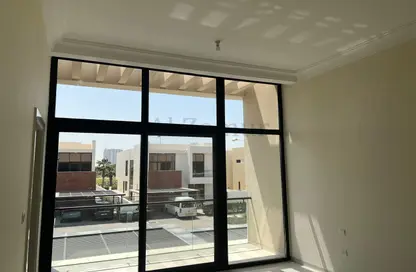 Apartment - 3 Bedrooms - 4 Bathrooms for rent in Flora - DAMAC Hills - Dubai
