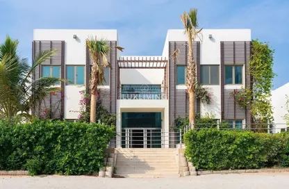 Villa - 6 Bedrooms - 7 Bathrooms for sale in Signature Villas Frond P - Signature Villas - Palm Jumeirah - Dubai