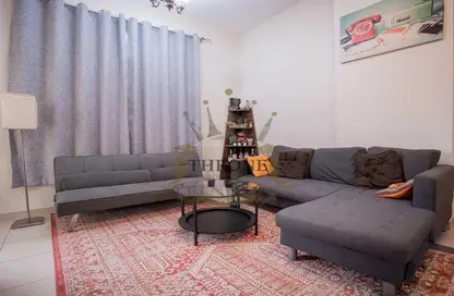 Apartment - 1 Bedroom - 2 Bathrooms for sale in Tala 1 - Queue Point - Dubai Land - Dubai