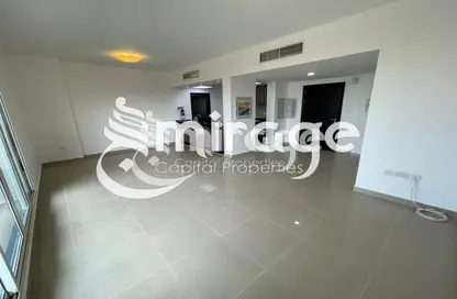 Apartment - 3 Bedrooms - 4 Bathrooms for rent in Tower 44 - Al Reef Downtown - Al Reef - Abu Dhabi
