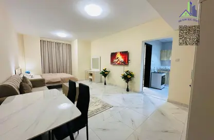 شقة - 1 حمام للايجار في برج الكورنيش - طريق كورنيش عجمان - عجمان