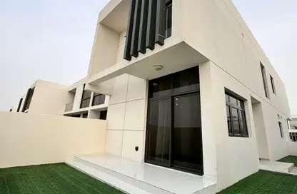 Townhouse - 3 Bedrooms - 5 Bathrooms for sale in Janusia - The Roots DAMAC Hills 2 - Damac Hills 2 - Dubai