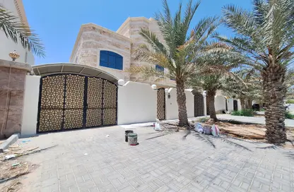 Villa - 5 Bedrooms - 7 Bathrooms for rent in Mohamed Bin Zayed Centre - Mohamed Bin Zayed City - Abu Dhabi