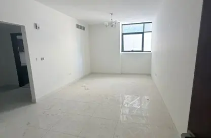 شقة - غرفة نوم - 2 حمامات للايجار في شارع التعاون الجديد - التعاون - الشارقة شقة - غرفة نوم - 2 حمامات للايجار في شارع التعاون الجديد - التعاون - الشارقة