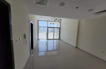 شقة - غرفة نوم - 2 حمامات للايجار في سندس د ل ر  ١ - دبي لاند - دبي