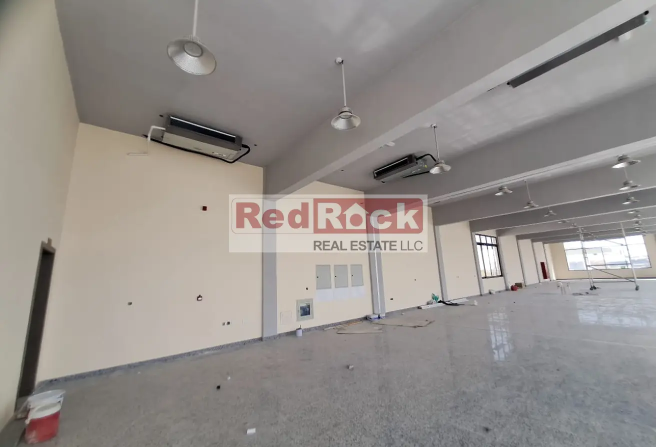 Show Room for rent in Sharjah Industrial Area