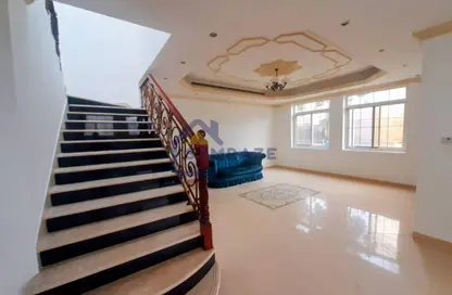 Villa - 4 Bedrooms - 5 Bathrooms for rent in Mirdif - Dubai