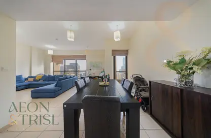 Apartment - 2 Bedrooms - 3 Bathrooms for sale in Rimal 1 - Rimal - Jumeirah Beach Residence - Dubai