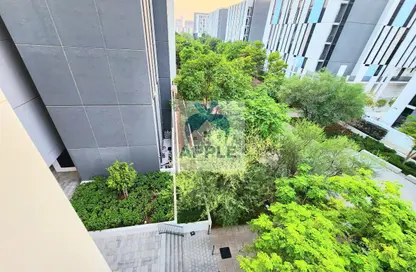 شقة - غرفة نوم - 2 حمامات للايجار في ذا لينك - إيست فييليدج - الجادة - الشارقة