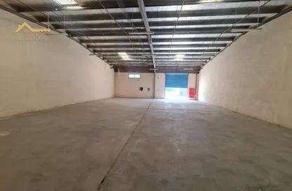 Warehouse - Studio - 1 Bathroom for rent in Al Sajaa Industrial - Al Sajaa - Sharjah