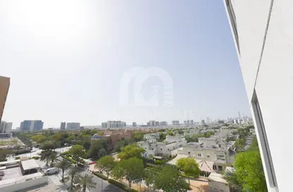 شقة - غرفة نوم - 2 حمامات للايجار في عزيزي برتون - الفرجان - دبي