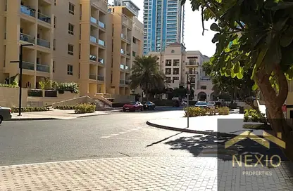 Apartment - 2 Bedrooms - 2 Bathrooms for rent in Al Thayyal 2 - Al Thayyal - Greens - Dubai
