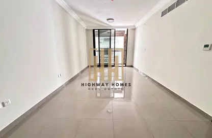 Apartment - 1 Bedroom - 2 Bathrooms for rent in Muwaileh 3 Building - Muwaileh - Sharjah