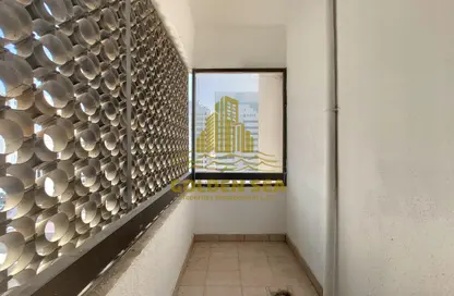 شقة - 3 غرف نوم - 3 حمامات للايجار في برج التغريد - شارع المطار - أبوظبي